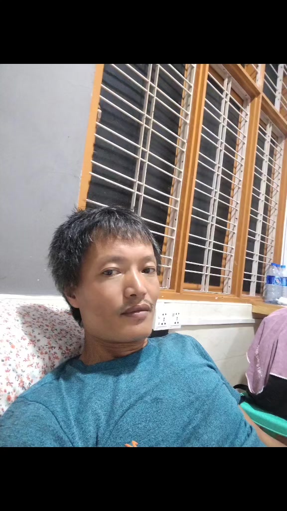 @Ko Thait