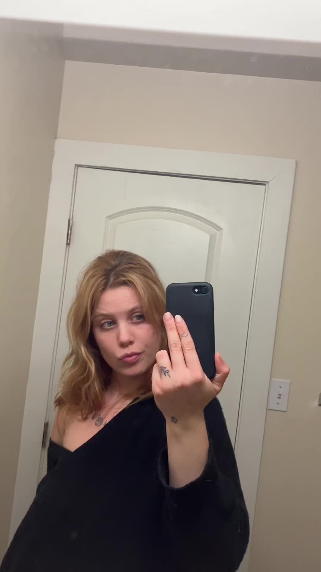 @Lexie Vee