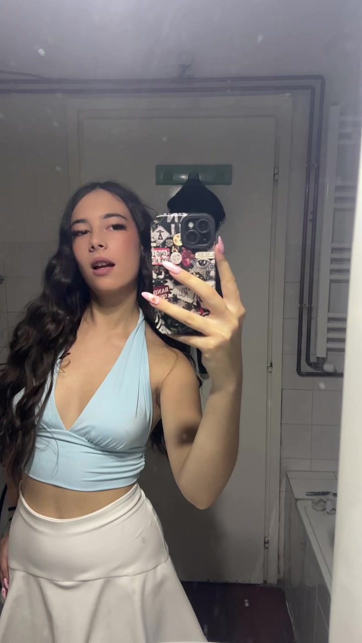 @teodoraa