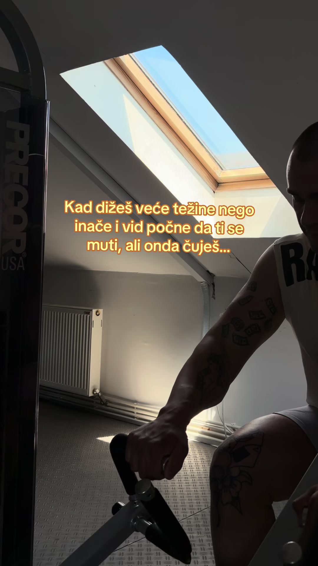 @V U K