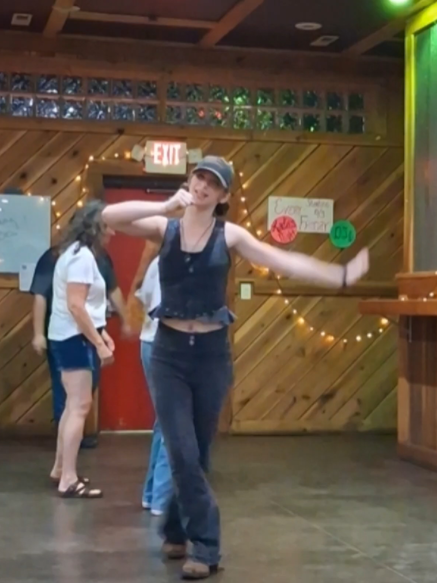 @Wait- Lyssa Line Dances?