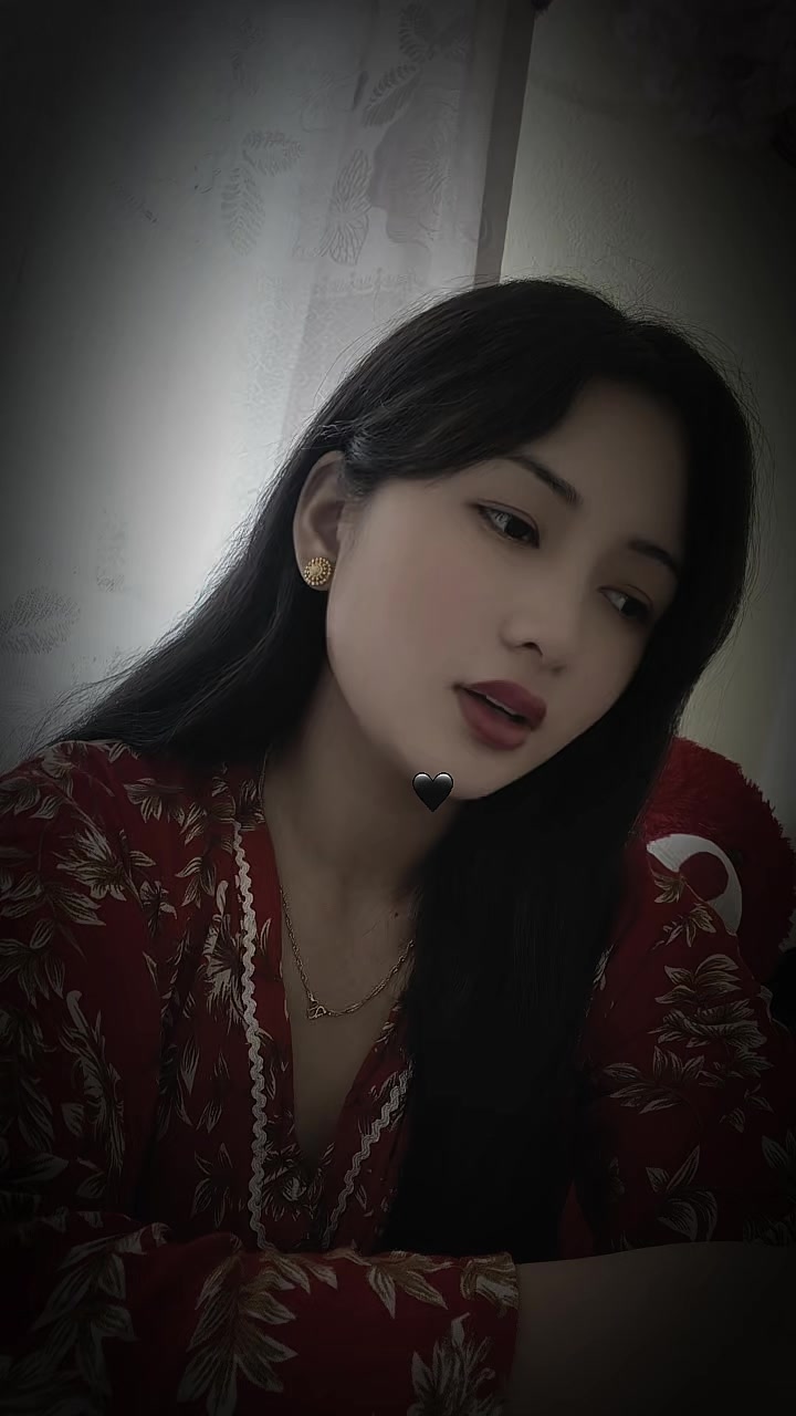 @Pyarii🦋🤞❤️