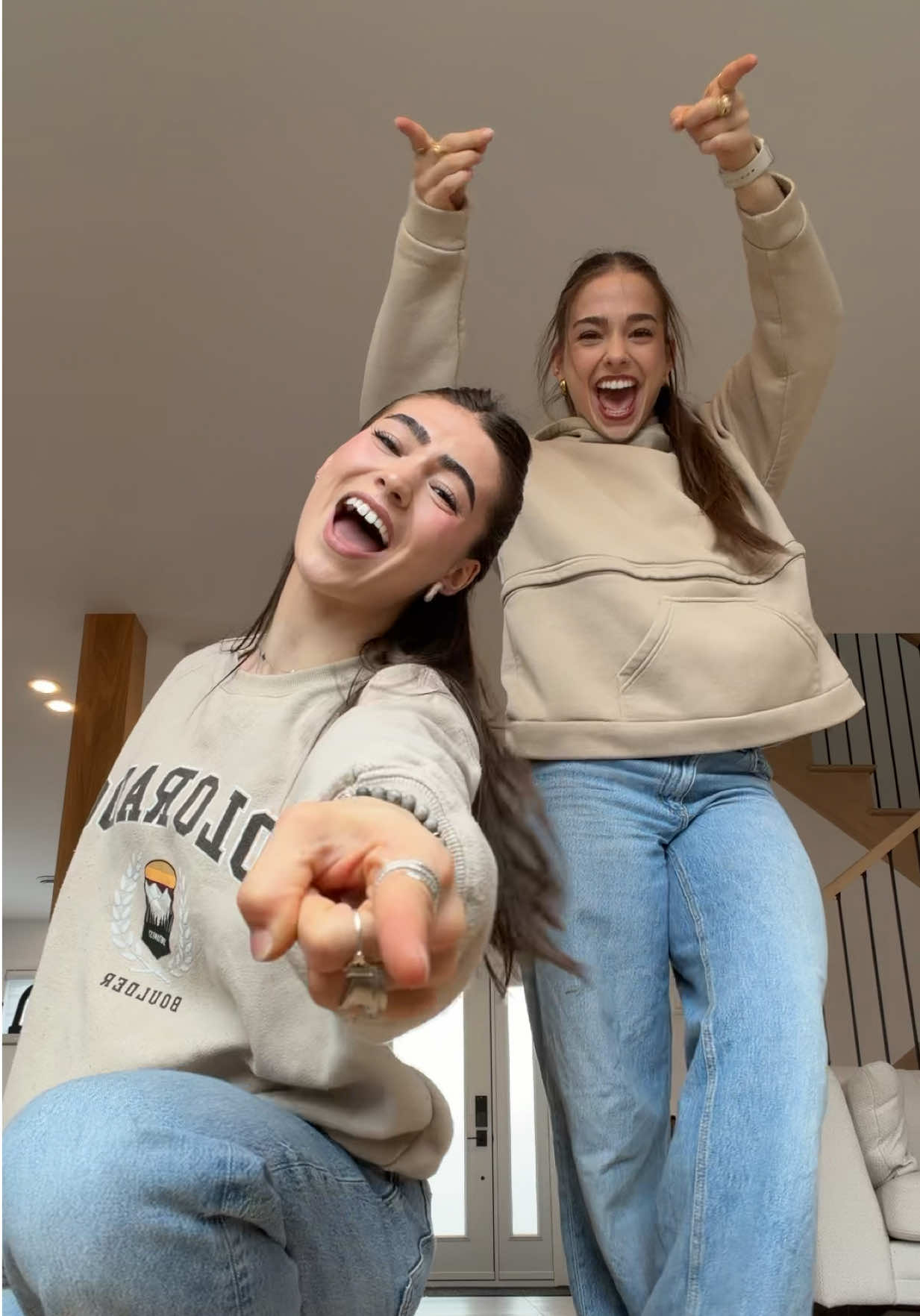 @Beginsisters Official