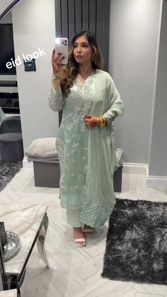 @UKgirl