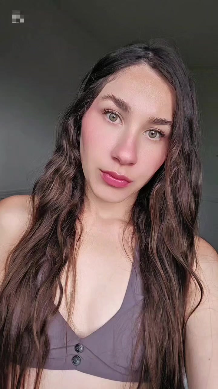 @𝓛𝓪𝓻𝓪 𝓜𝓮𝓵𝓲𝓼𝓼𝓪