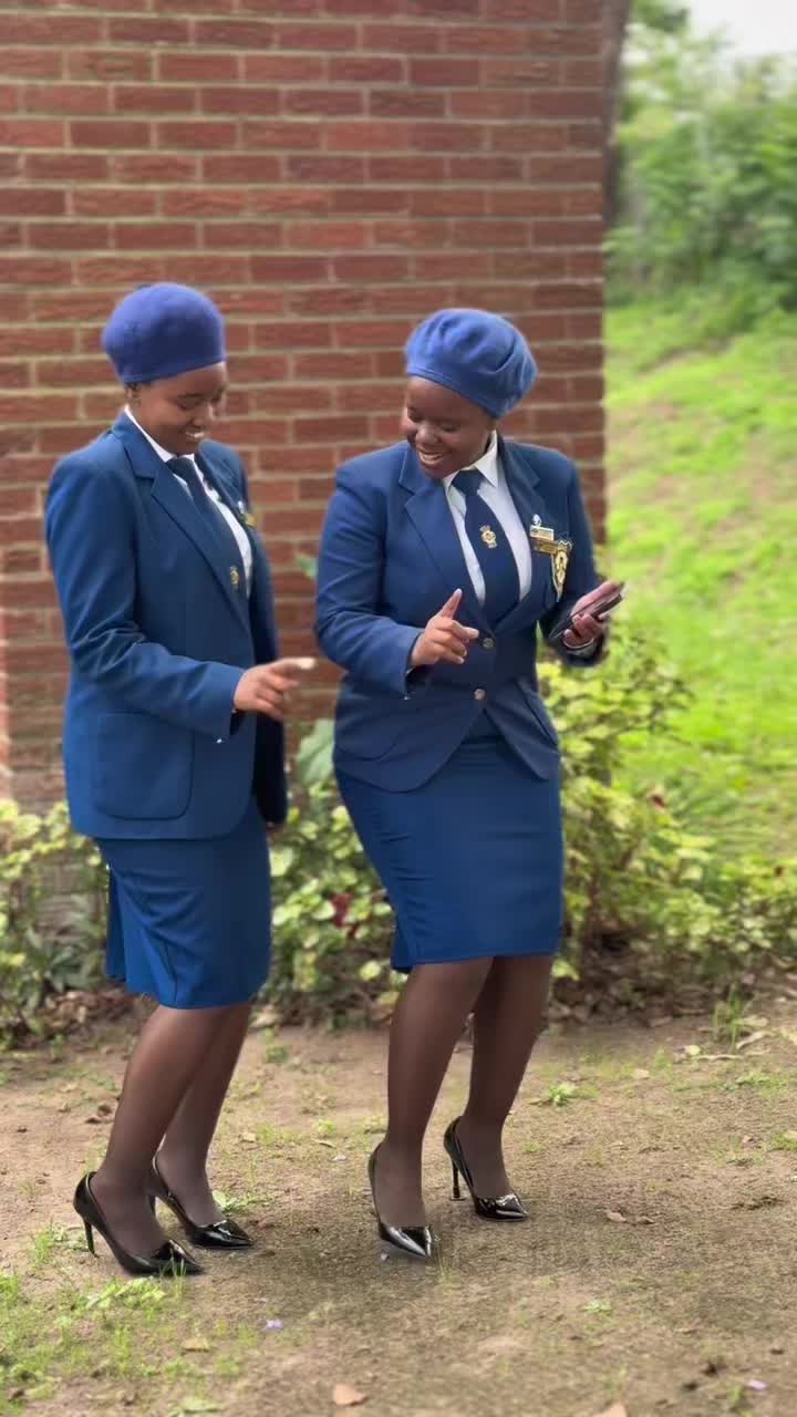 @LwandiNgubane🧸🎀