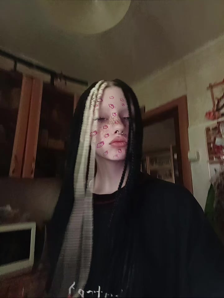 @кто я?👹