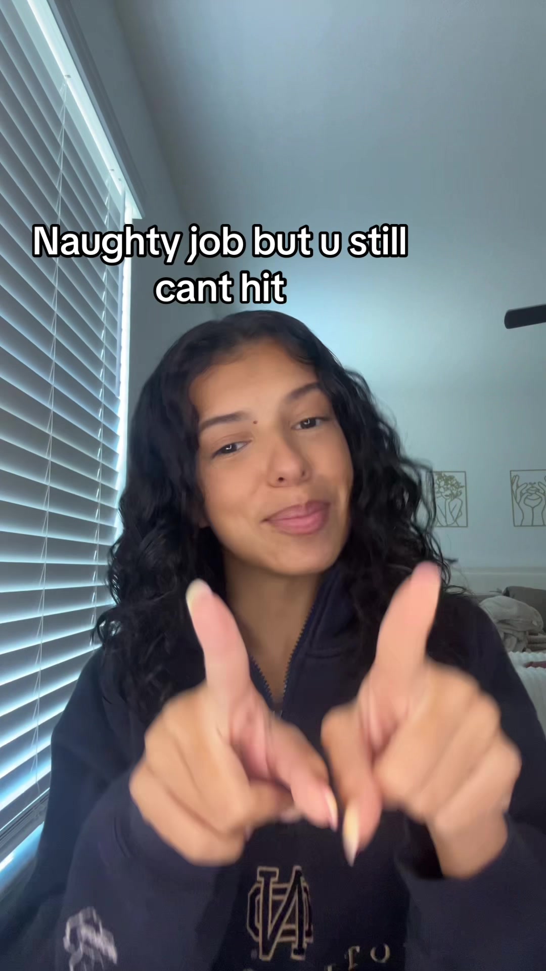 @ariaxnicole