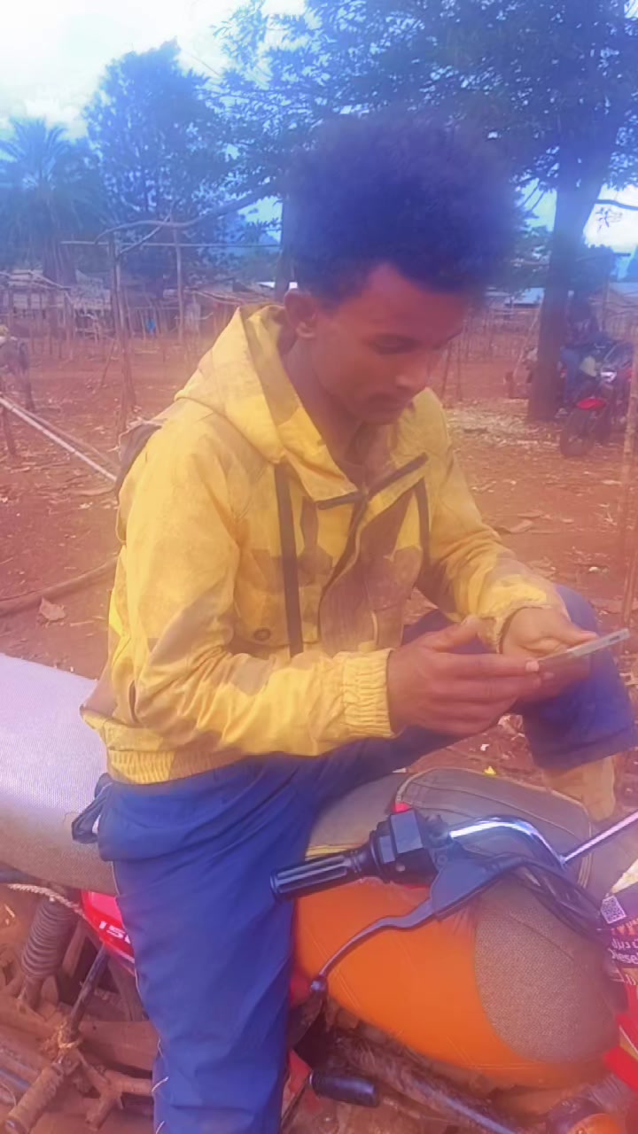 @eyosi,man