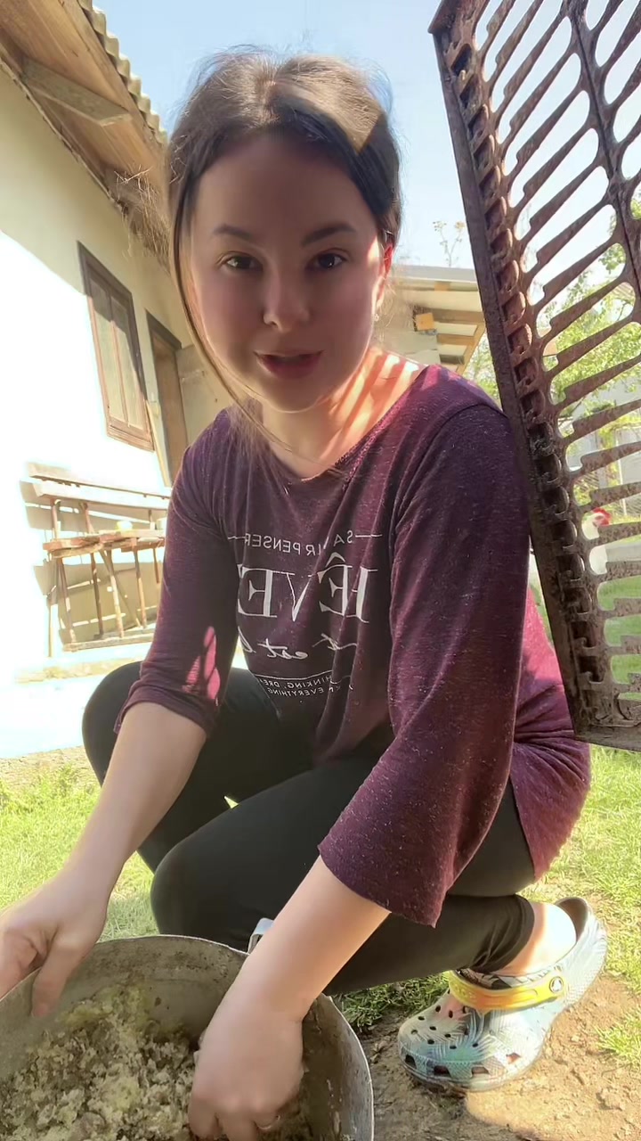@Вікторія