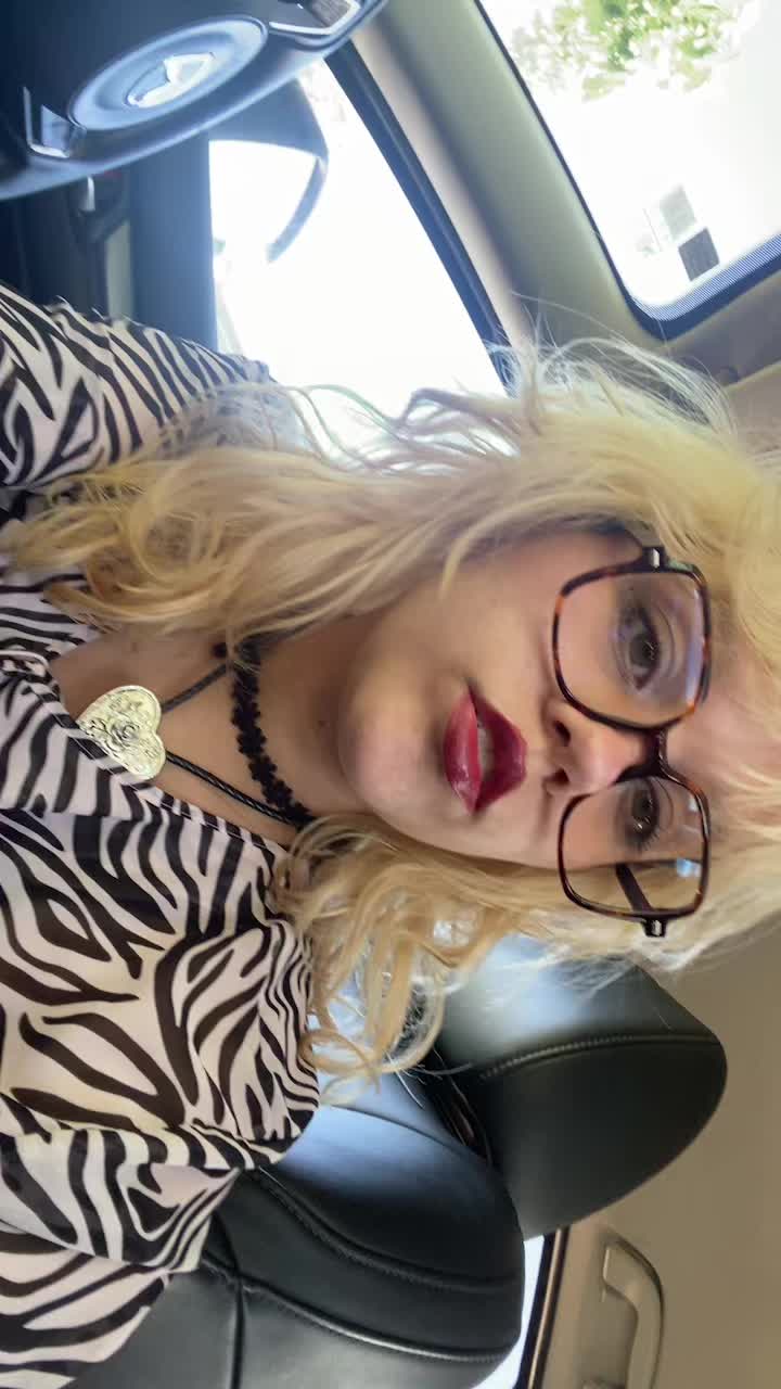 @ilovesleepyhead