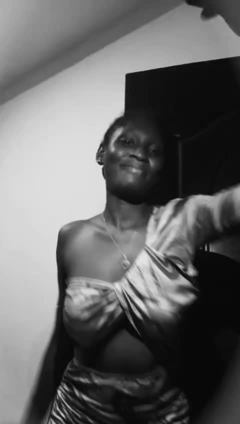 @ebony_fingers🥰🤩