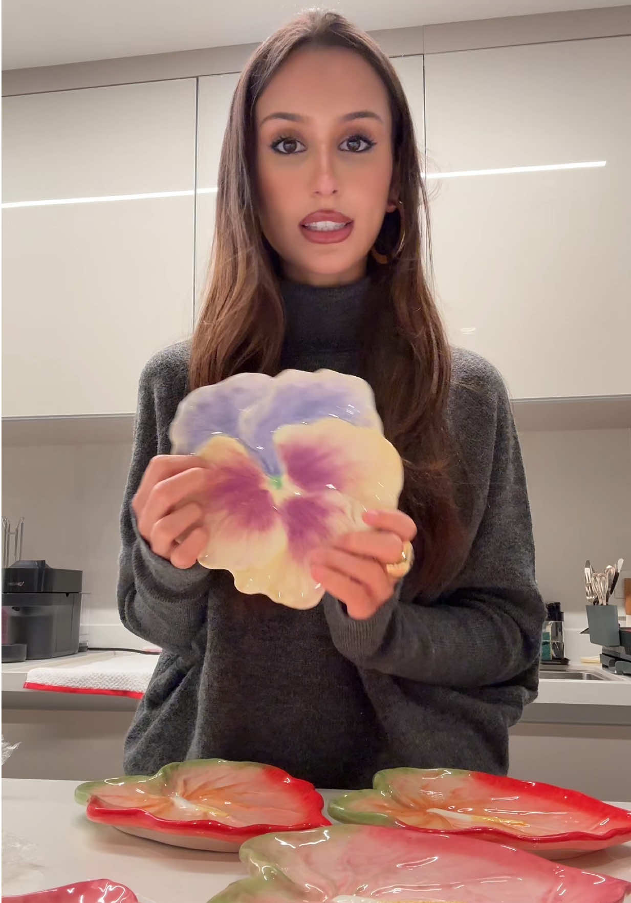 @Helena Ricci
