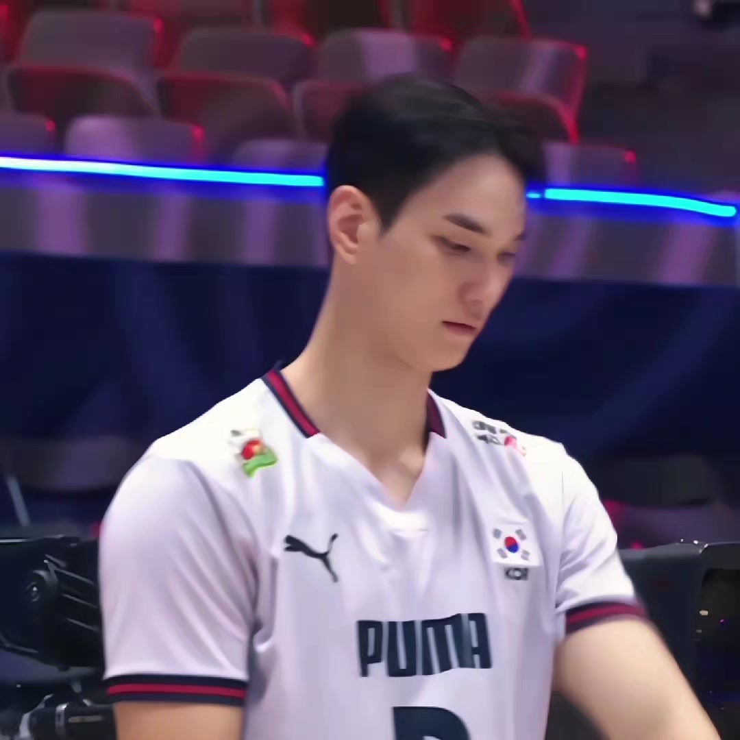 @๐ฐ๐น๐ผ๐๐ฑ๐ป๐ต๐ฒ