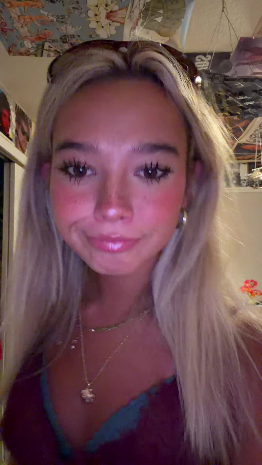 @Lily