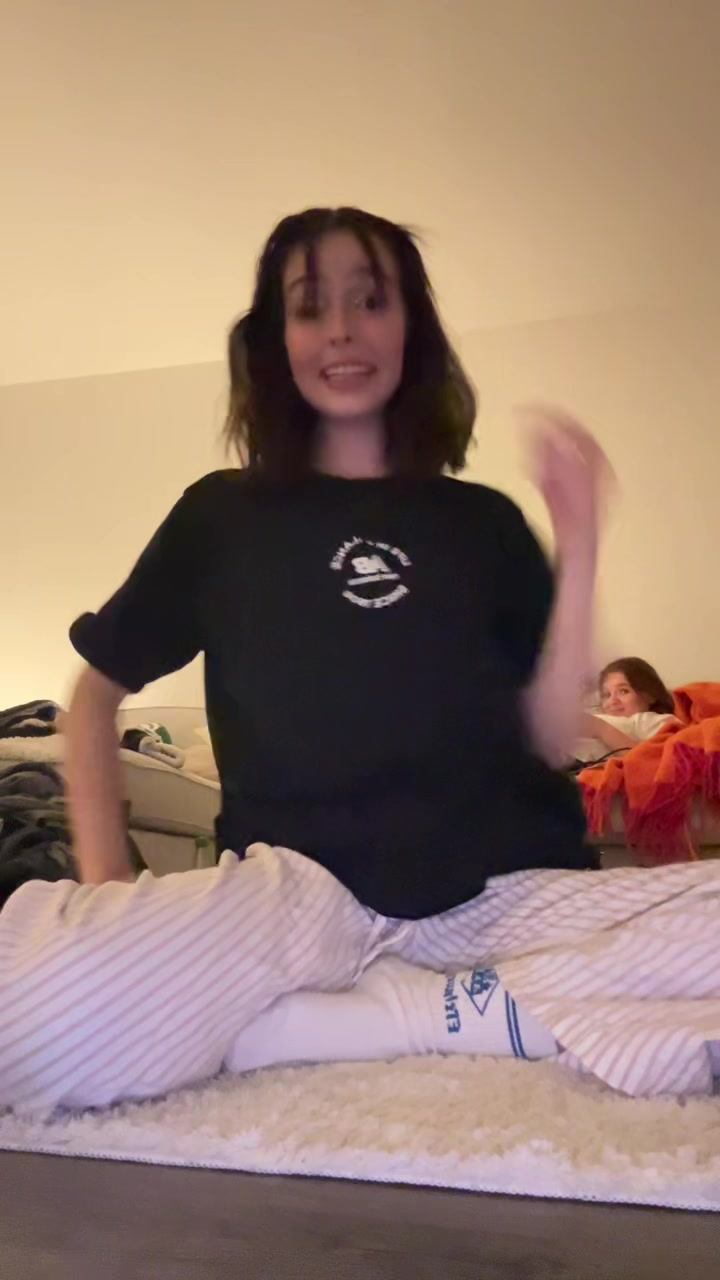 @Elina