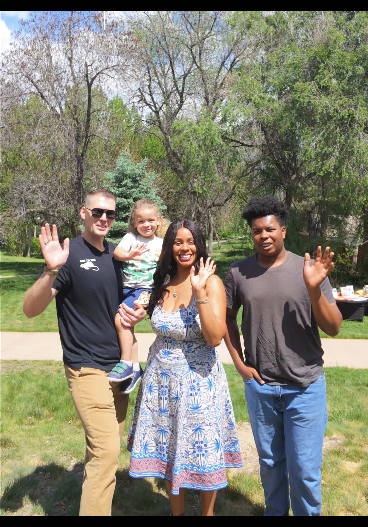 @Shay • Wife | SAHM | Lifestyle