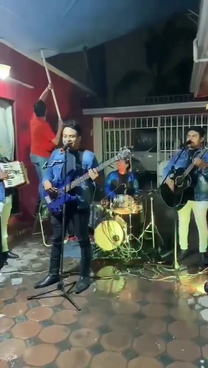 @simonperea7
