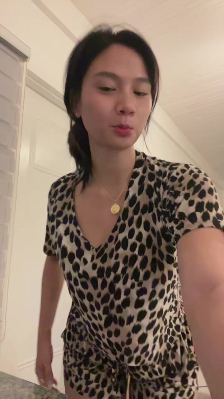 @urmommyliza