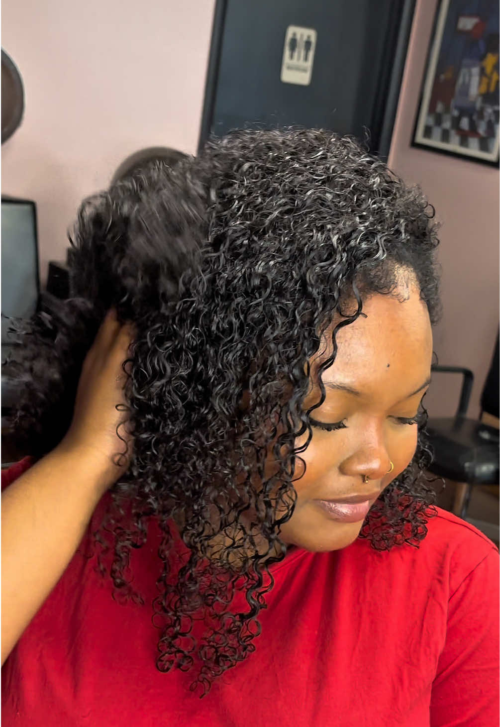 @Indy’s #1 Natural Stylist ✴︎