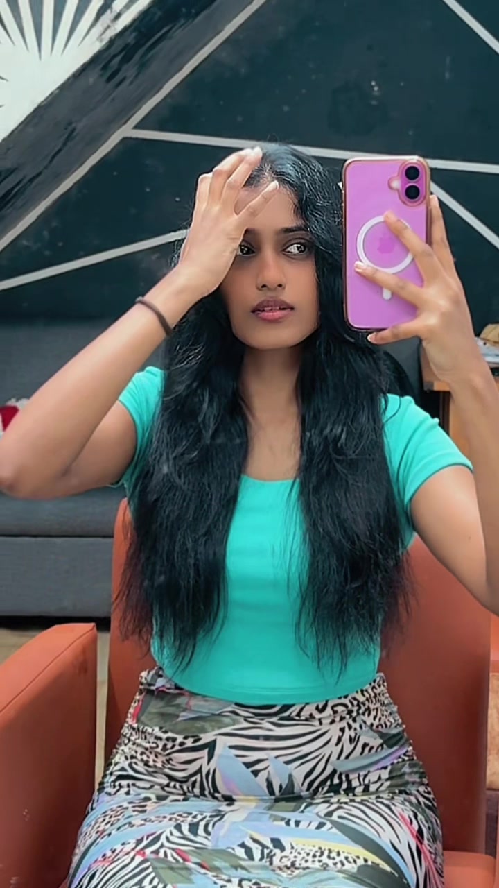 @Nelushi&ensp;Dewanthi