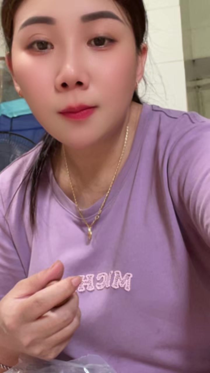 @阮氏娥37(Nghệ an)🇻🇳🇹🇼