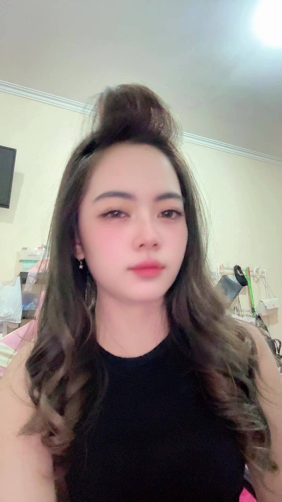 @Anya