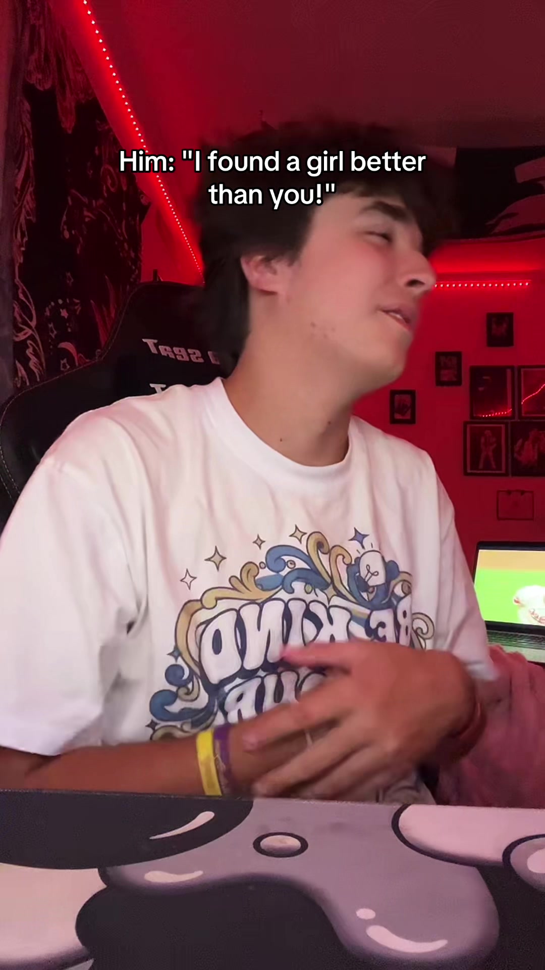 @T
