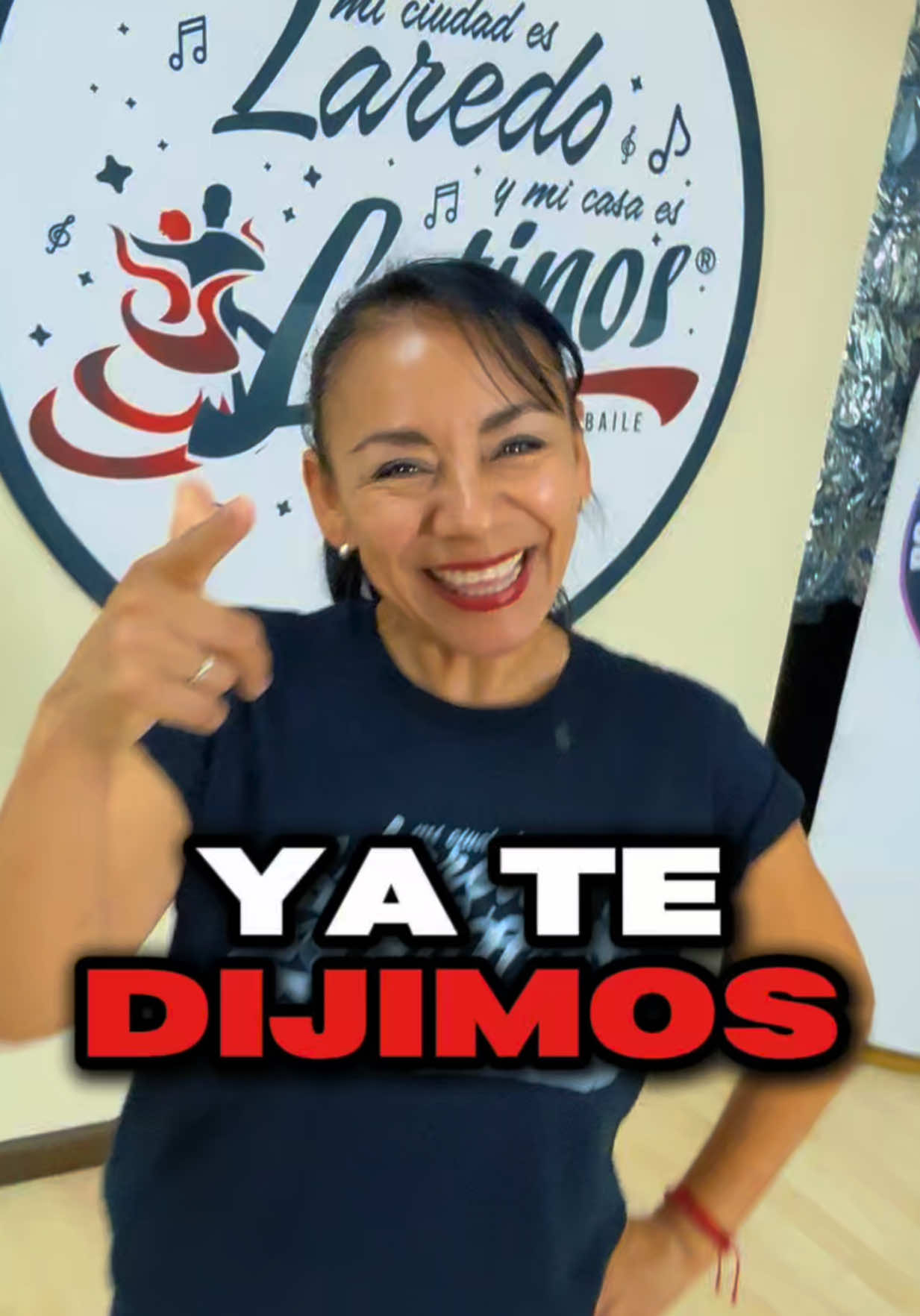 @Latinos Academia de Baile