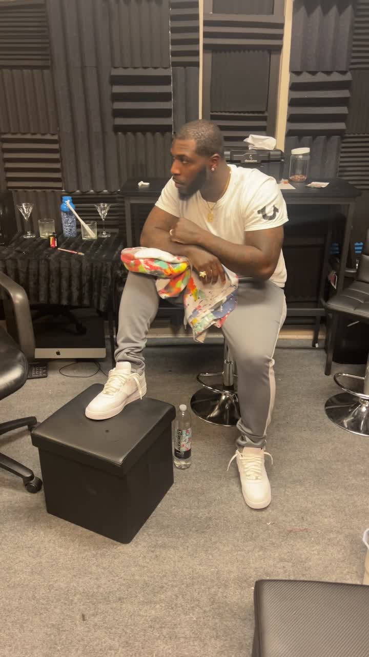 @NoGamezThaOne