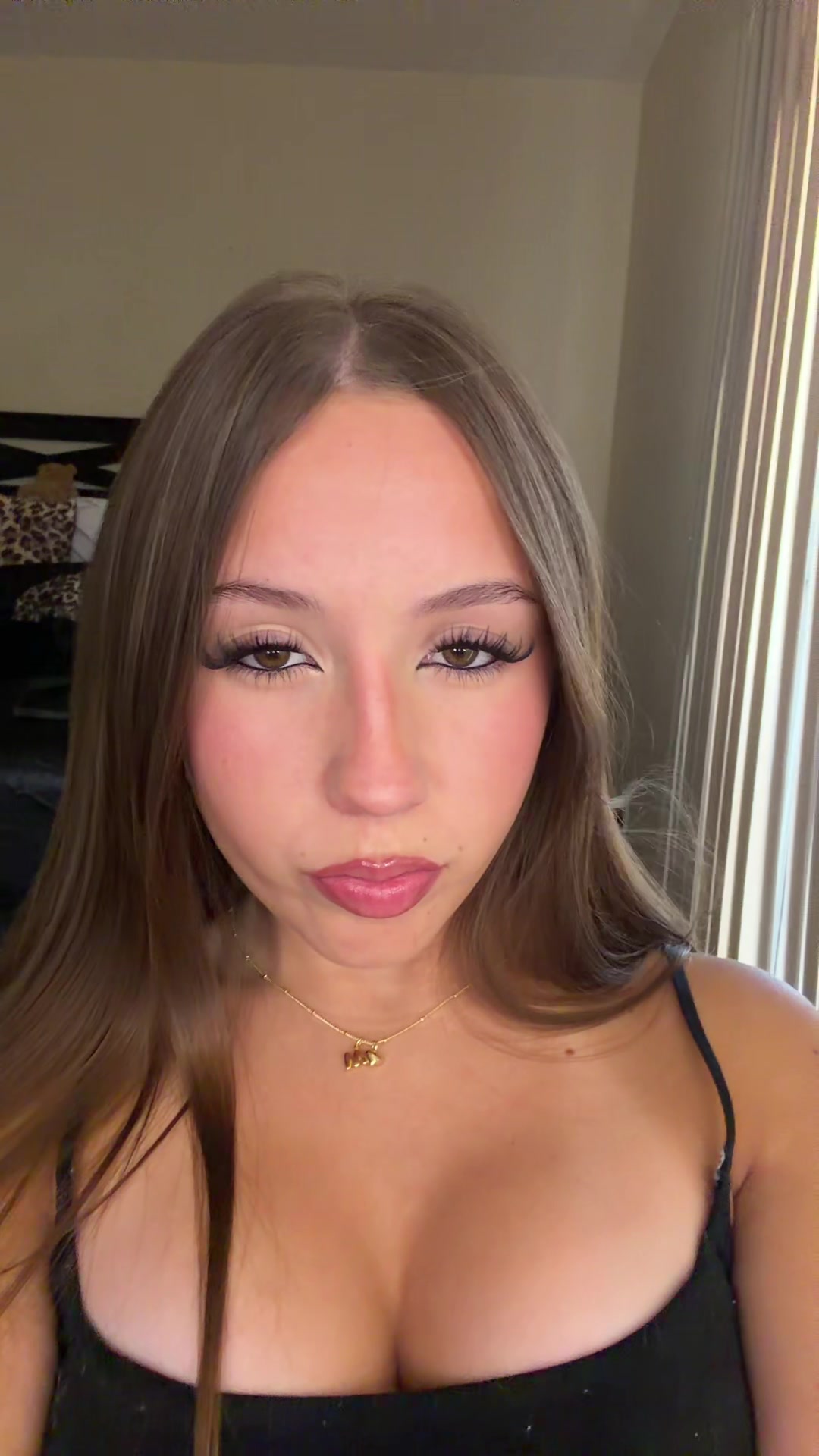 @…