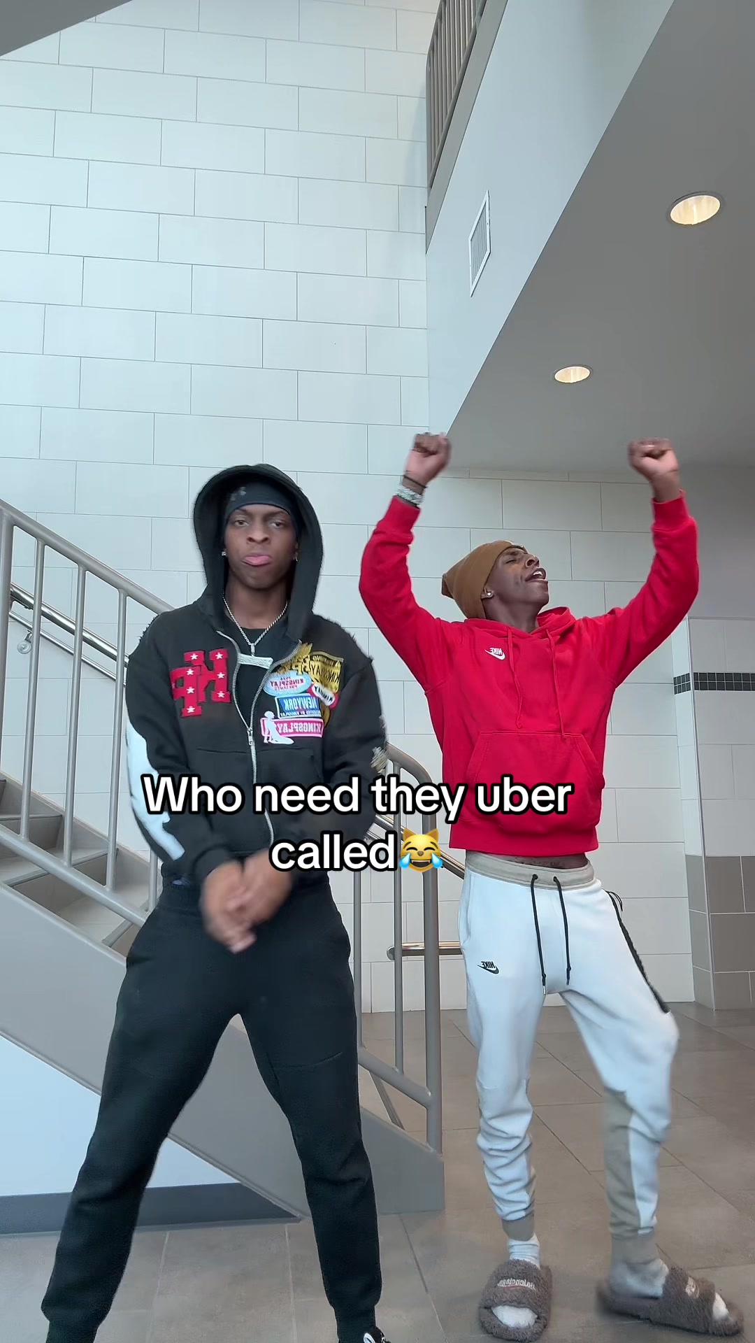 @Dee