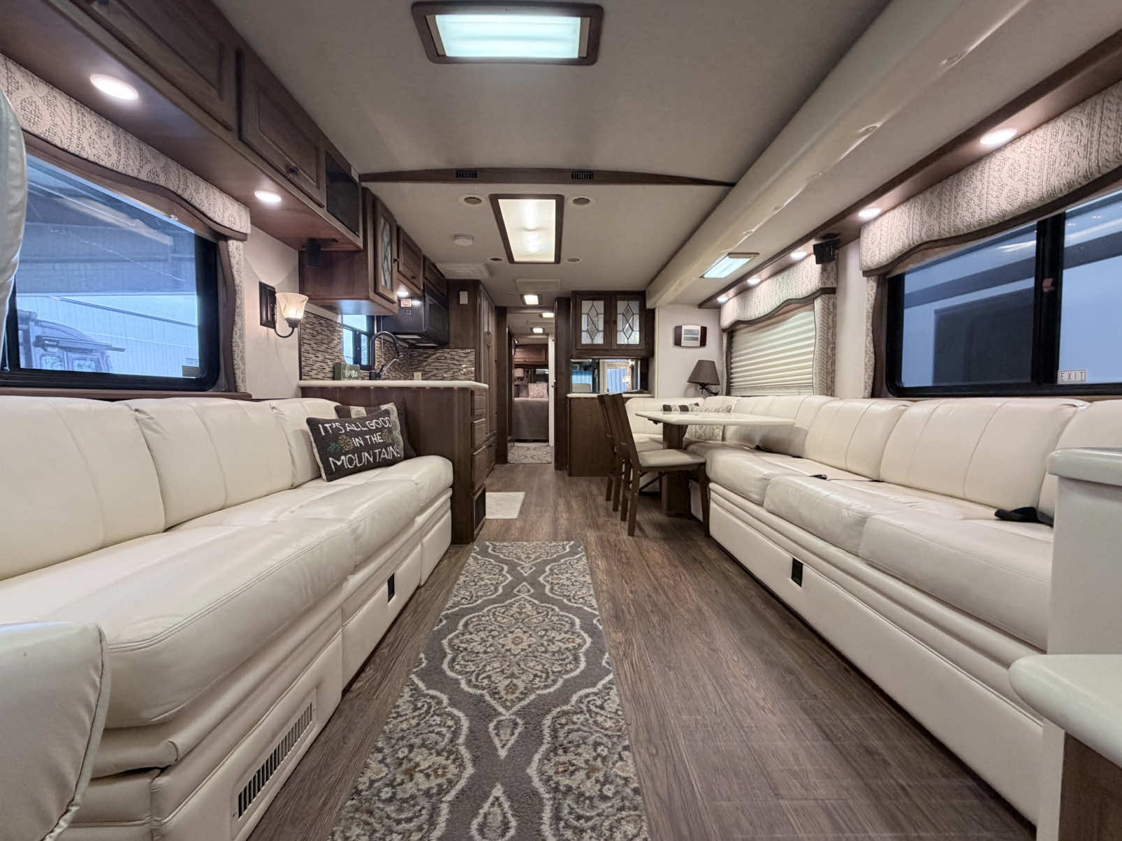 @David 🚐 🏕️