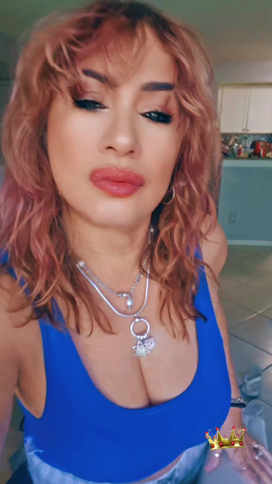 @Queen