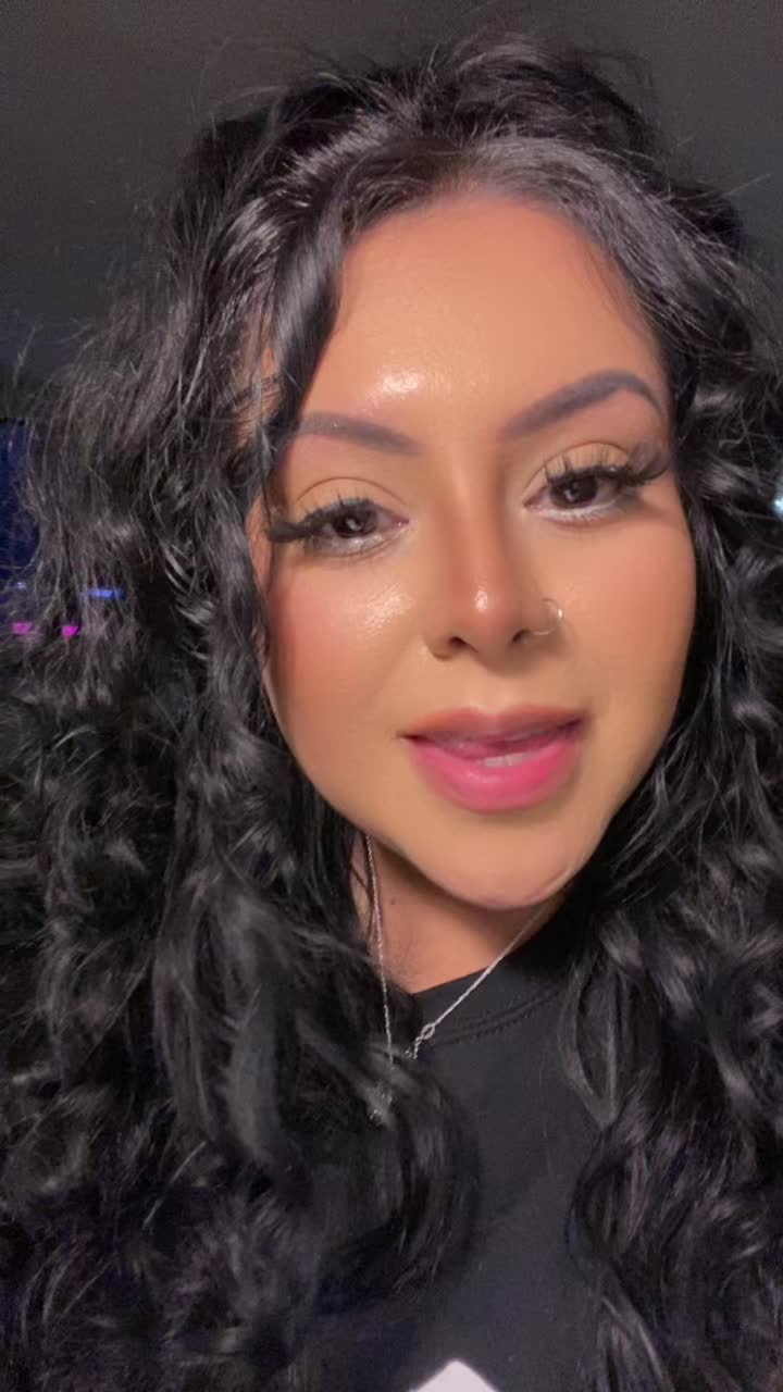 @Laura Elena