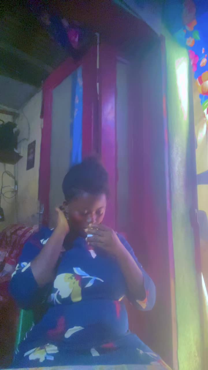 @AmakA ponqious