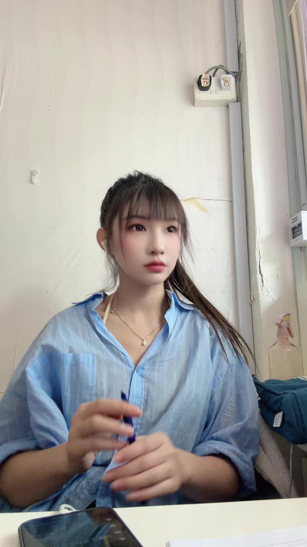 @萤火虫