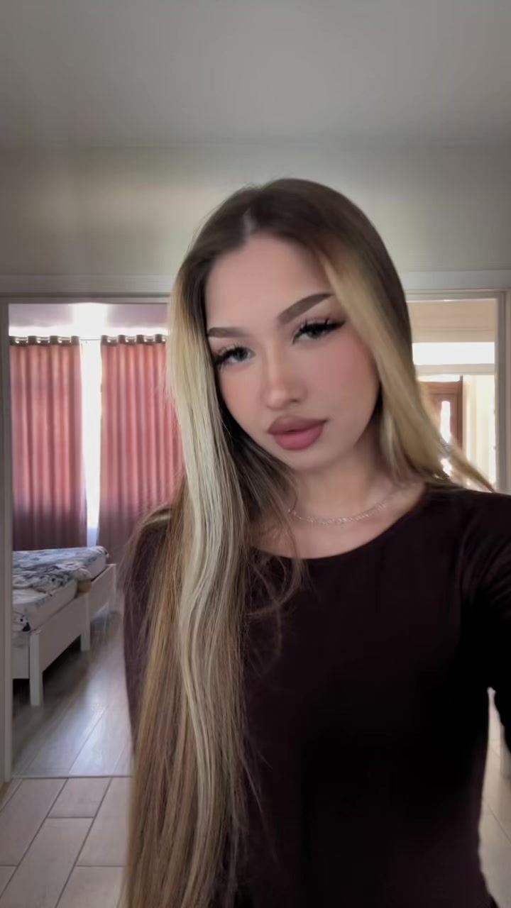 @elvina_27