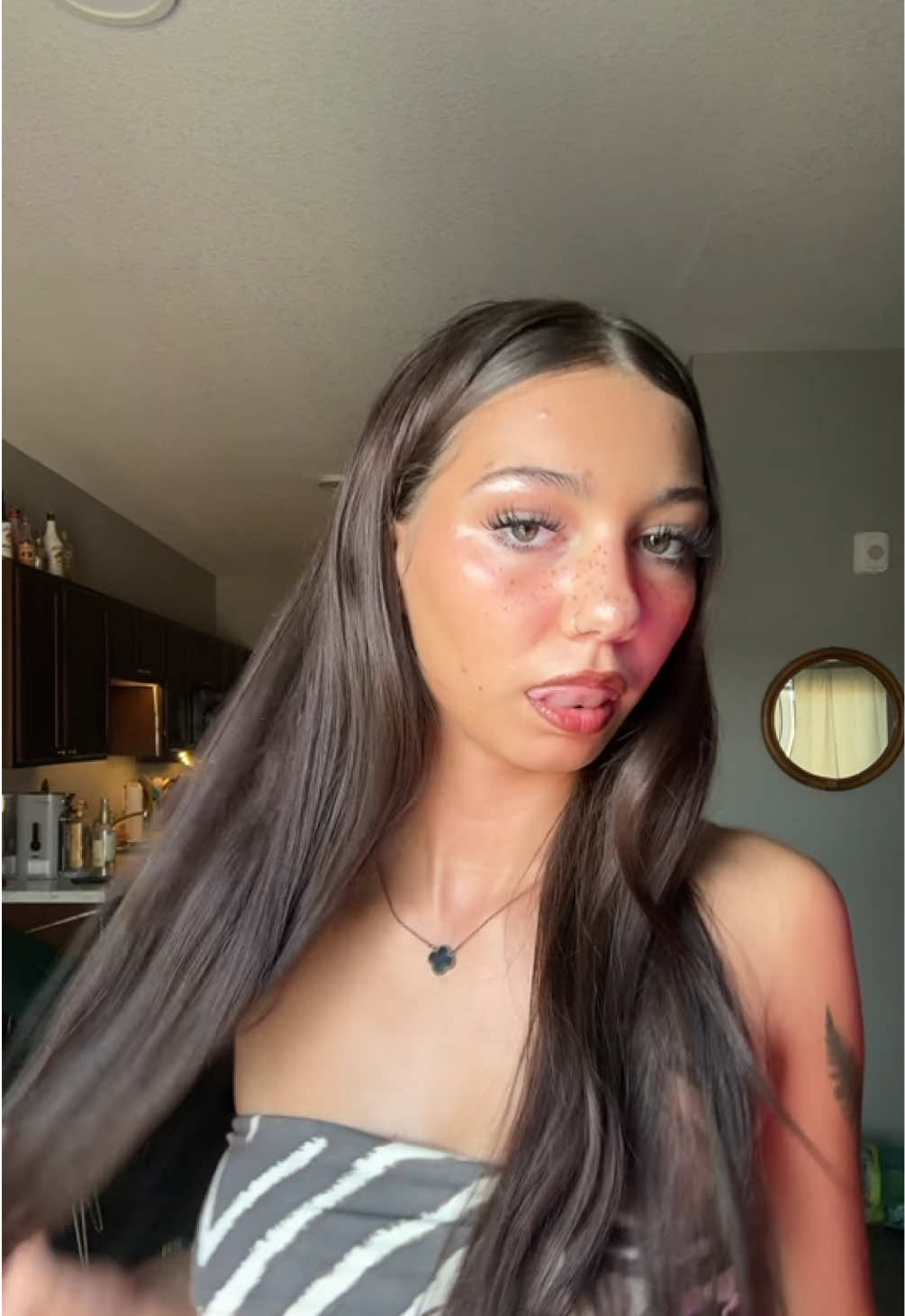 @adelina