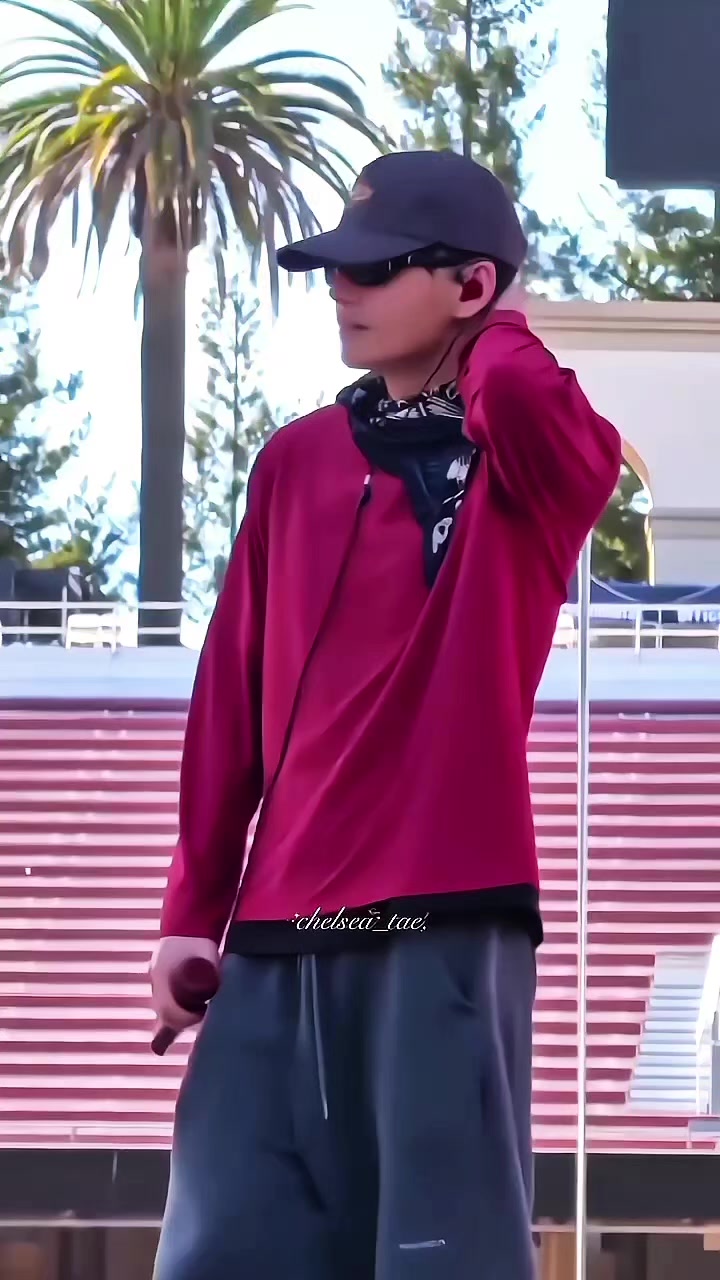 @🐻𝙚𝙫𝙮𝙮𝙖𝙯𝙞𝙯
