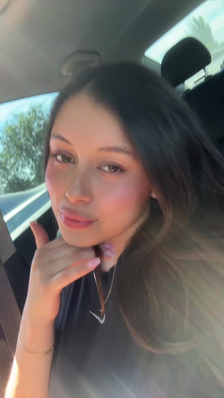 @Mireya