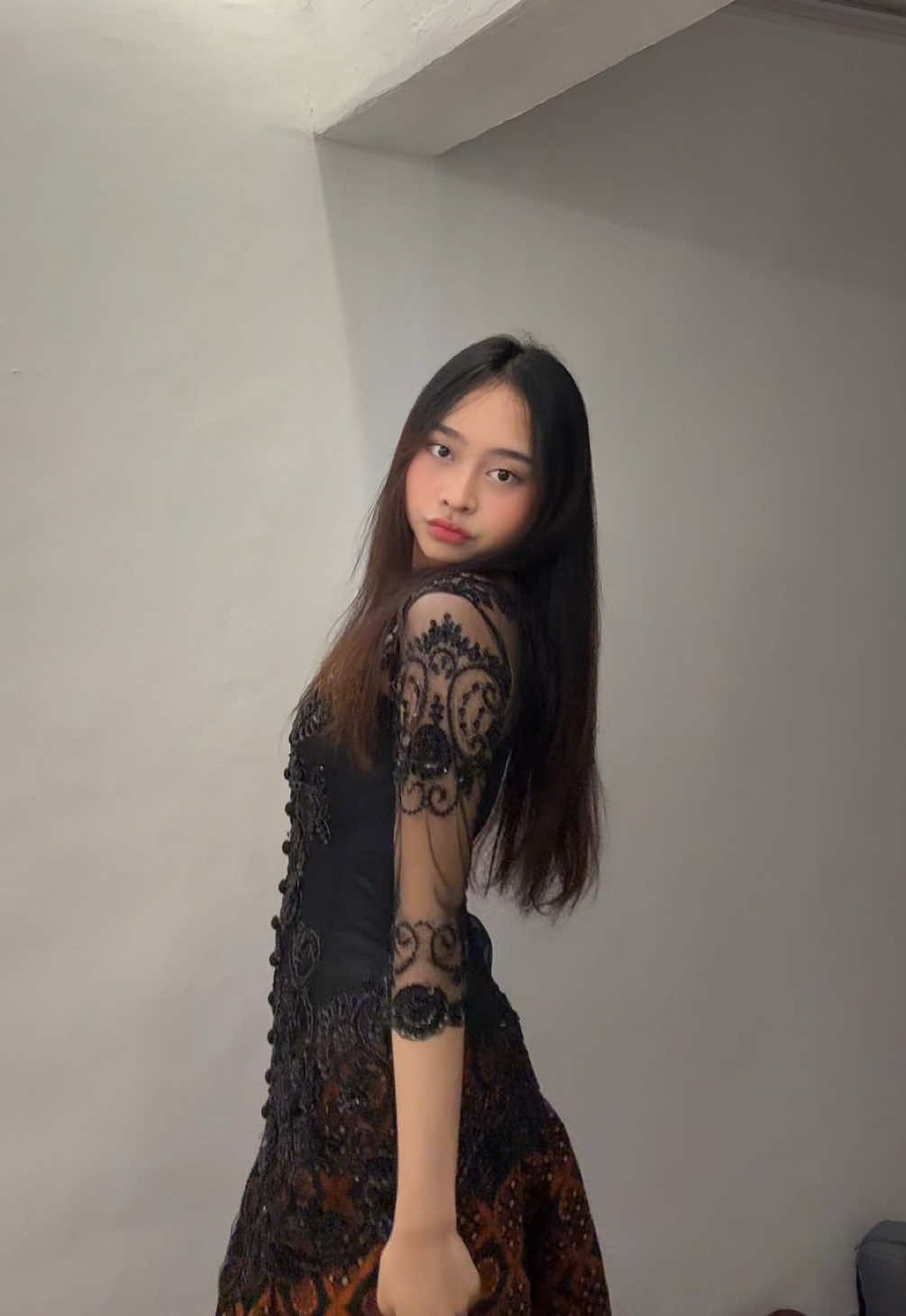 @𝑳𝒐𝒓𝒓𝒆𝒏𝒂