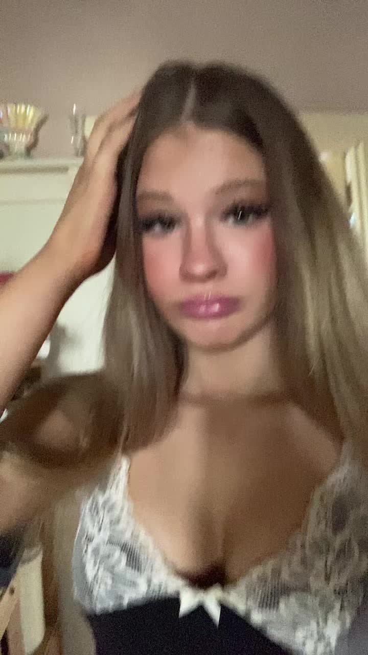 @😻