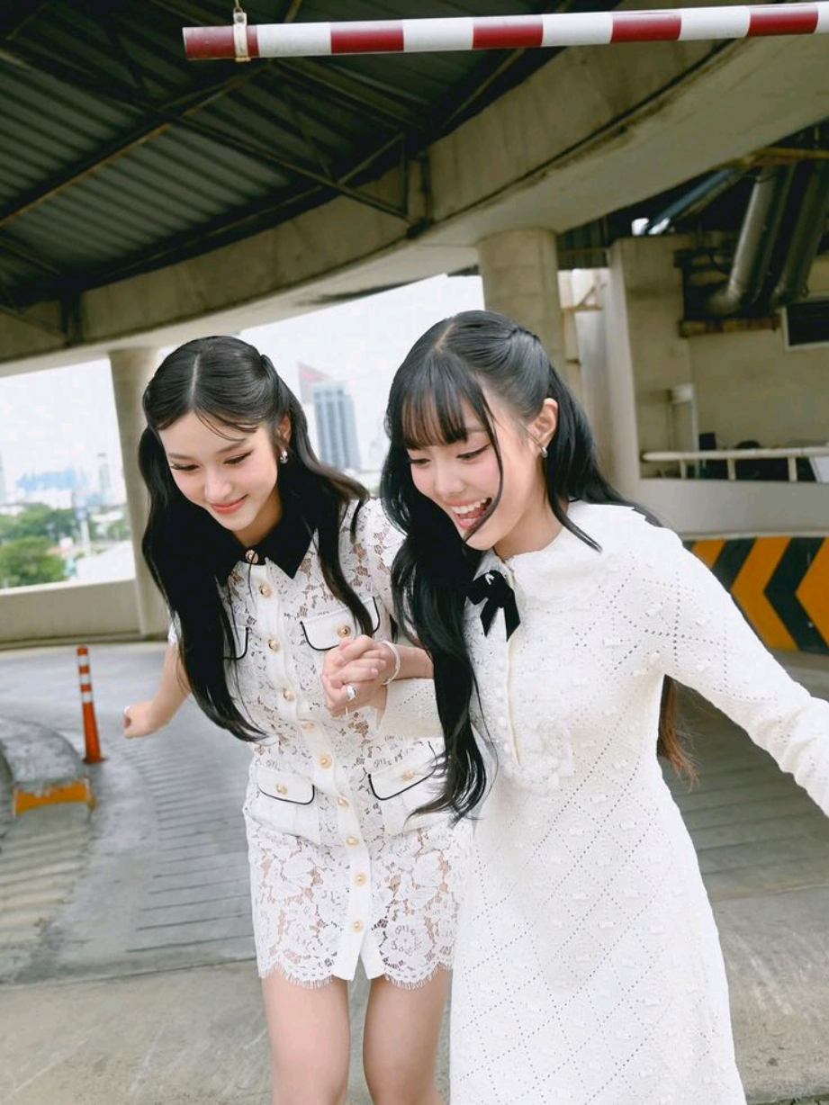@๐ซ๐ฑ(โแดฅโส)