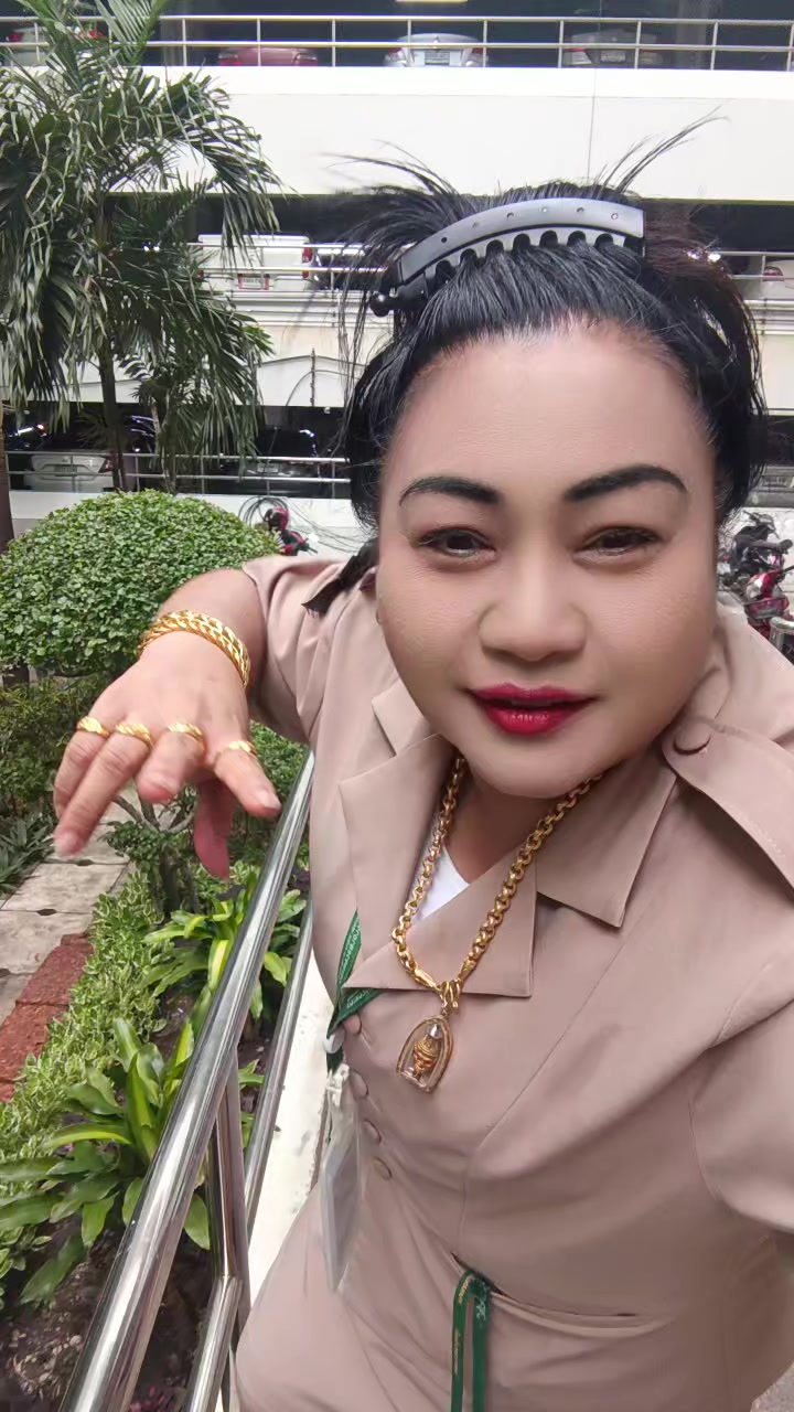 @ชุลีพร ใจเย็น