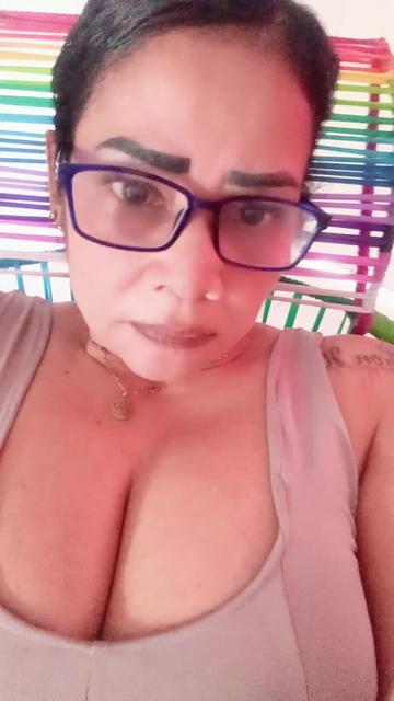 @Chica_acuario