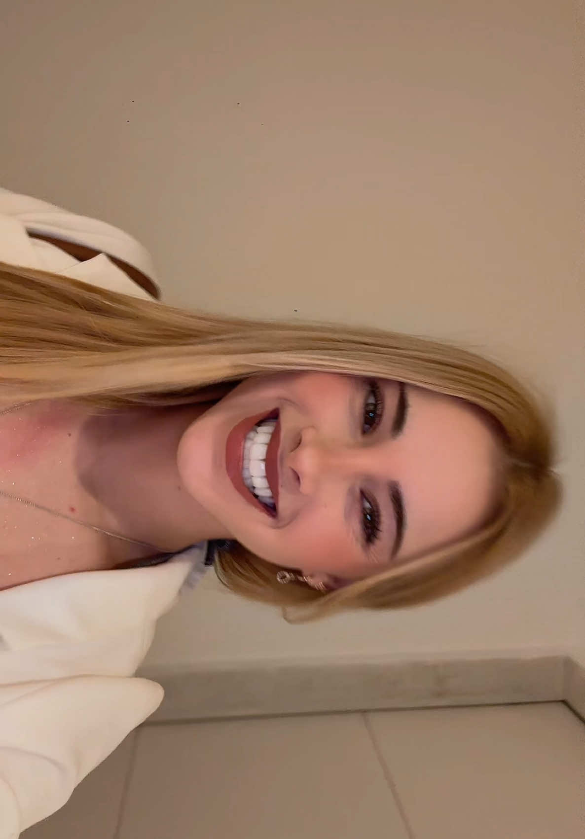 @Del💗