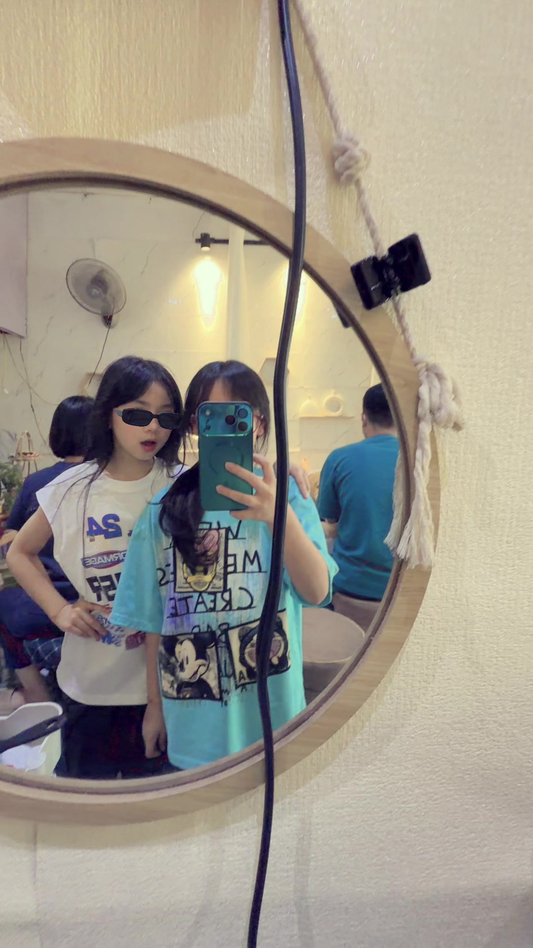 @Lê Ngọc Vy (Bella)