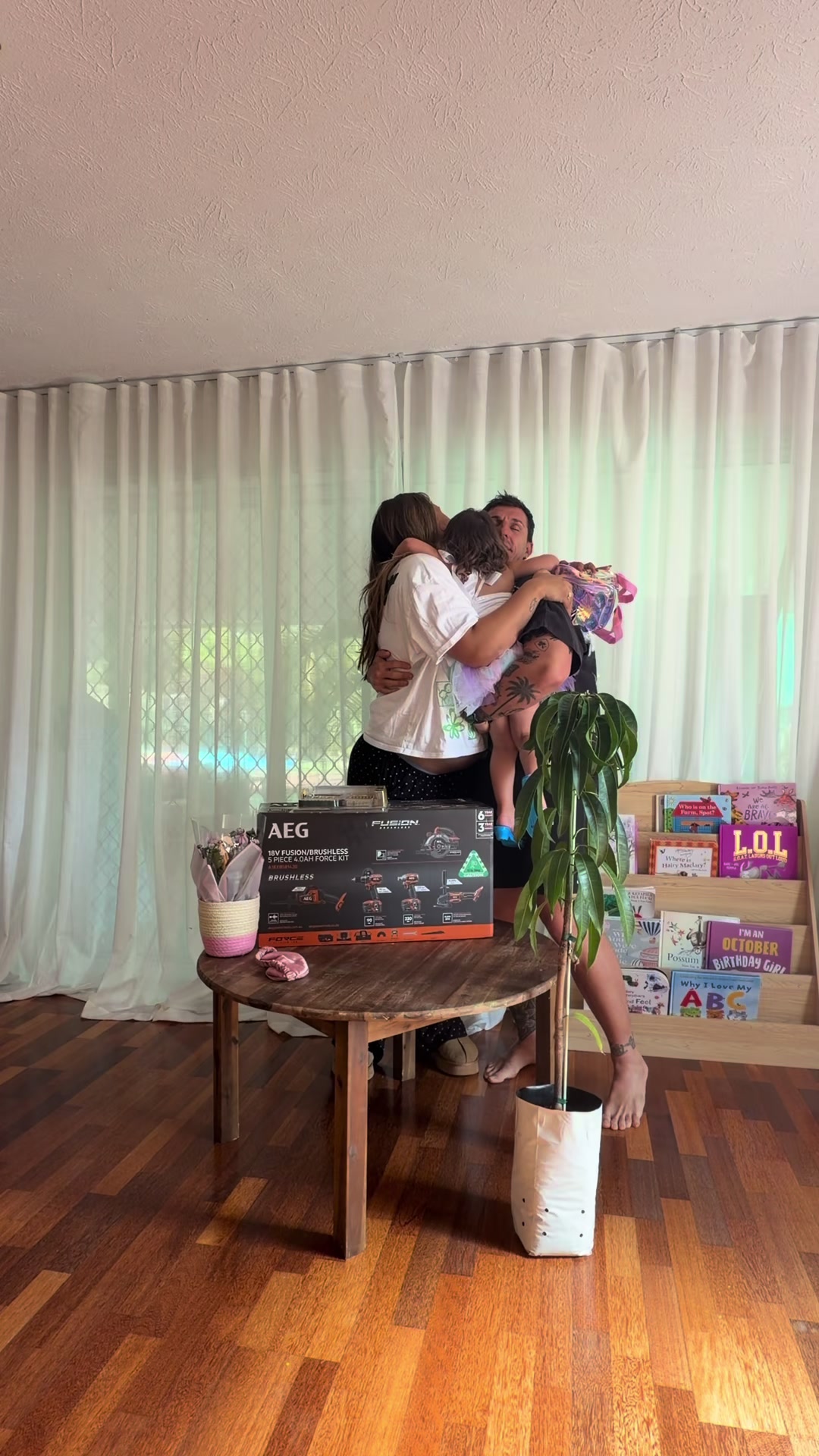 @Valareecris