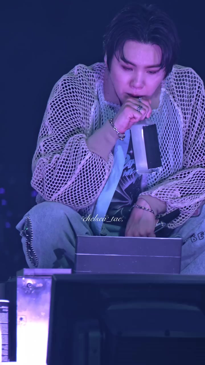 @_taehyungiee.v_